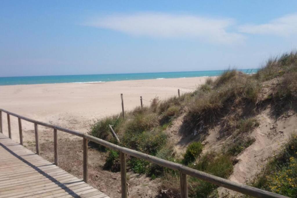 Uim Mediterraneo Poeta 5 Wifi Sagunto Exterior foto